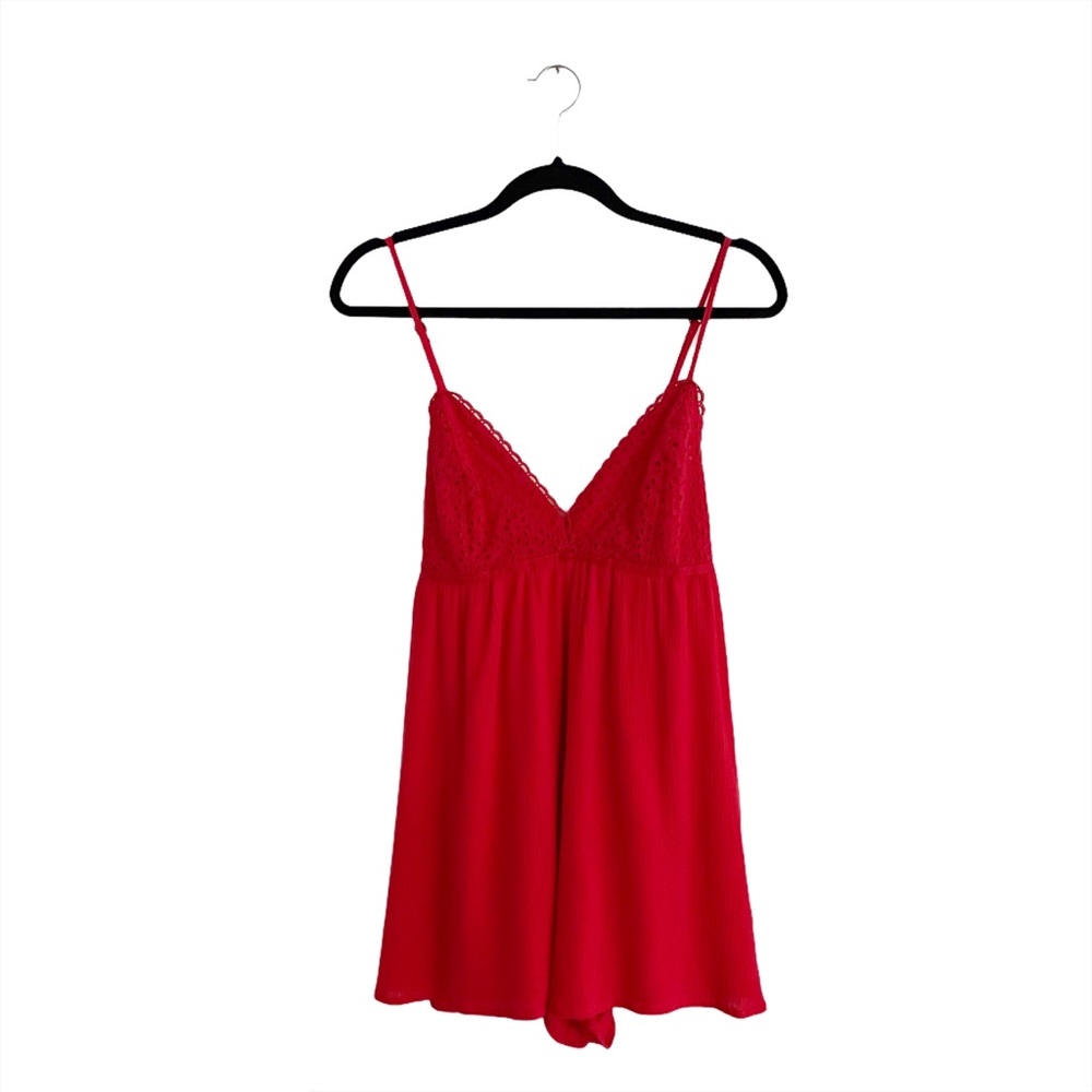 NWT C+J Collection V Neck Spaghetti Straps Romper